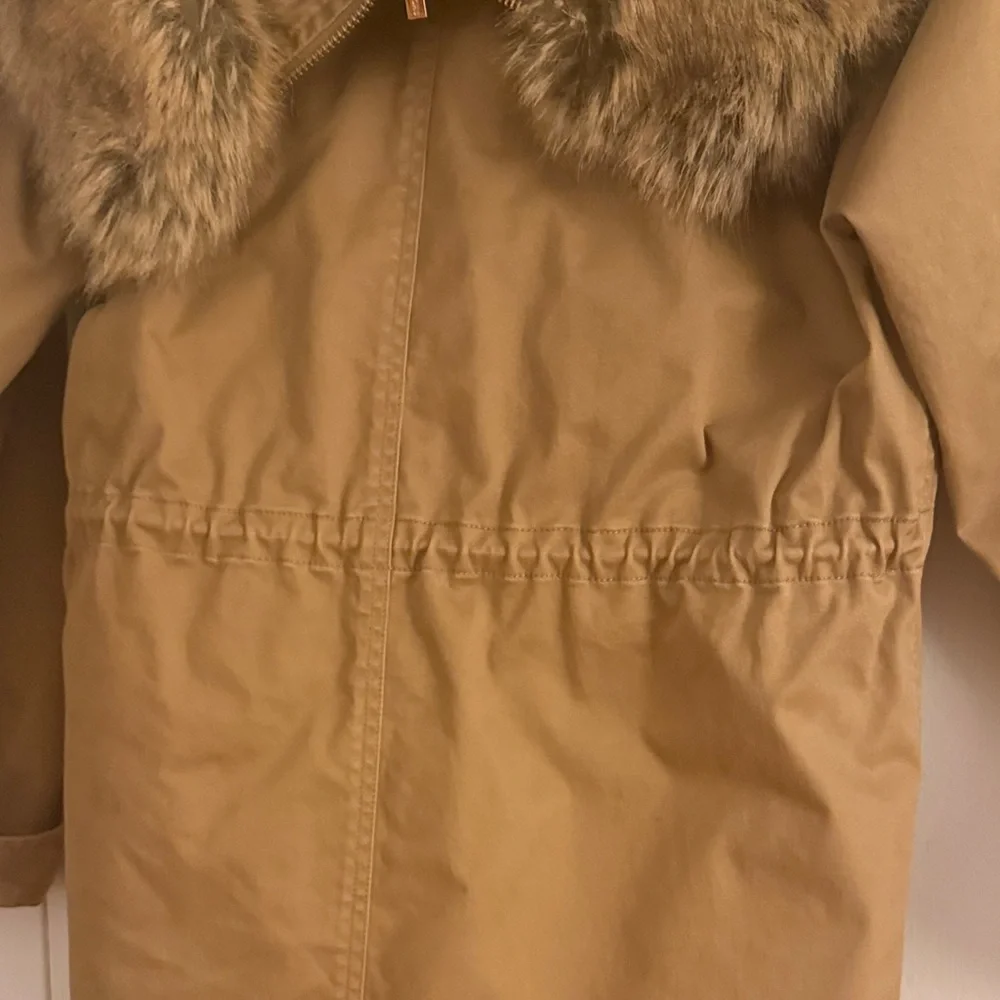Michael Kors Women's Tan Parka Lined and Filled Coat with Faux Fur Trim - Picture 9 of 14